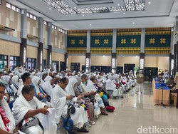 Embarkasi Palembang Tuntaskan Keberangkatan Haji, Total 6.995 Jemaah-2 Meninggal
