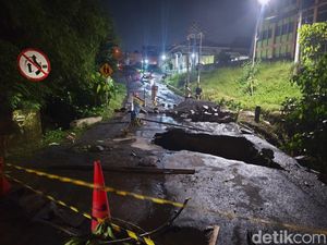 Jembatan di Jalan Honggowongso Ngaliyan Amblas dan Ditutup Total