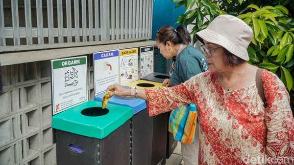 Kurangi Beban Bantargebang, Warga Jatinegara Baru Rutin Pilah Sampah