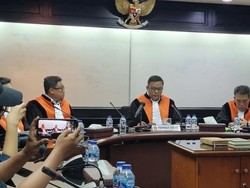Gerindra Beri Teguran Tertulis Ketua DPRD Kepri gegara Naik Moge Tanpa Helm