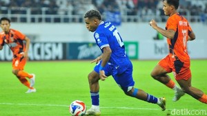 Denilson Nikmati Musim Pertama Bersama PSIS, Isyaratkan Bertahan?