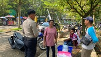 Polisi Bekuk 3 Jukir Liar di Kompleks Pemkab Bandung Saat Libur Panjang