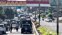 Video: 10 Ribu Kendaraan Melintas dari Jakarta ke Puncak Siang Ini