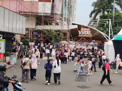 Bingung Cari Tempat Long Weekend di Jakarta, Warga Serbu Blok M