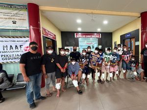 11 Orang Ditangkap di Kampung Narkoba Samarinda Dibawa ke Bareskrim