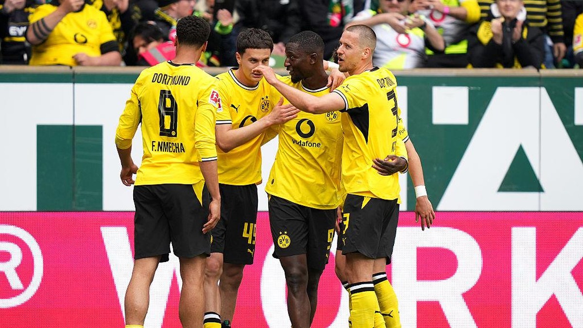 Borussia Dortmund menang 2-0 atas Werder Bremen di pekan terakhir Bundesliga 2025/2026 (Foto: Getty Images/Pau Barrena)