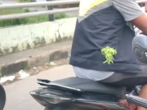 Driver Ojol di Makassar Dibusur Siang-siang, Polisi Buru Pelaku