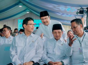 Gus Ipul & Para Menteri Dampingi Presiden Resmikan Operasional 1.061 KDMP