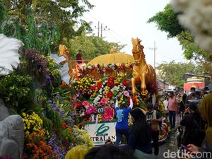 Hujan Deras Mengguyur 2 Malam Berturut, Surabaya Vaganza Pakai Pawang?
