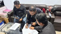 Polisi Tahan 2 Tersangka Mafia Tanah di Sorong, Eks Kepala BPN-Pengacara