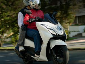 Suzuki Burgman 150 cc Meluncur, Siap Obrak-abrik Pasar Nmax dan PCX