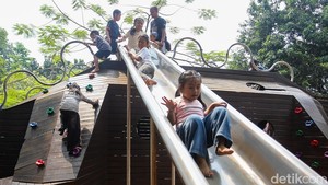 Tebet Eco Park Jadi Favorit Warga Saat Long Weekend