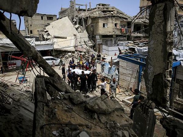 Dua Warga Palestina Korban Serangan Drone Israel Dimakamkan di Gaza