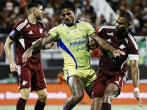 PSM Vs Persib Berakhir Ricuh, Penonton Serbu Lapangan