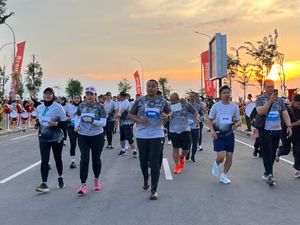 Kapolres hingga Pelari Difabel Ikut Kediri Half Marathon 2026