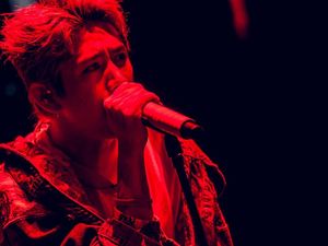 Curhat Taka ONE OK ROCK Saat Bikin Album DETOX: Dunia Ini Chaos Banget!