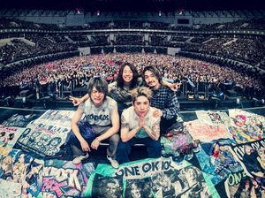 Video Ditantang ONE OK ROCK Buktiin Jakarta Best Crowds, OORers INA Gas Pol!