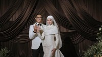 Indah Nada Puspita Menikah dengan COO Mobil Listrik, Elegan dengan Hijab & Veil