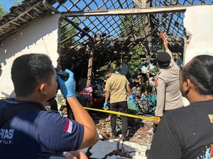 Rumah di Nganjuk Hancur Akibat Ledakan Petasan, Peraciknya Terluka