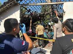 Rumah di Nganjuk Hancur Akibat Ledakan Petasan, Peraciknya Terluka