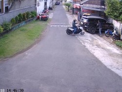 10 Detik Beraksi, Maling Pecah Kaca Mobil di Banyuwangi Curi Rp 300 Juta