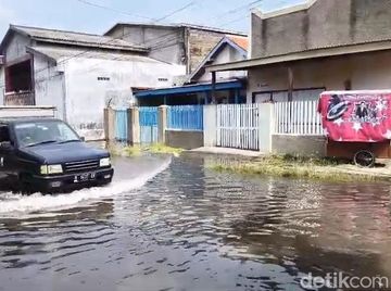 Pesisir Utara Pasuruan Mulai Banjir Rob