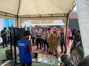 Kapolda Sumsel Resmikan Inovasi Bank Sampah Mobile Polres Lahat