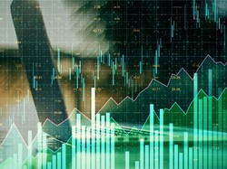 RAJA Siap Stock Split, GIAA Pangkas Rugi di Tengah Tekanan IHSG