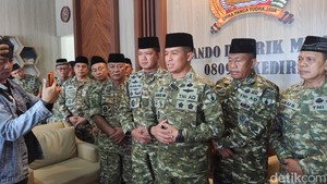 Dandim Kediri Bantah Viral Video Diduga Bagi-bagi Fee Pembangunan Kopdes