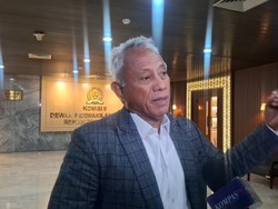 MK Putuskan Ibu Kota Tetap Jakarta, PDIP: Gibran Harusnya Ngantor di IKN