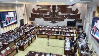 Rapat DPR dan Gubernur BI Dihujani Kritik soal Rupiah, Kelas Menengah Disorot
