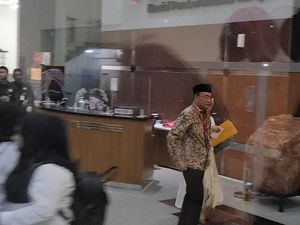 Sempat Minta Pemeriksaan Kasus Haji Ditunda, Muhadjir Effendy Datangi KPK