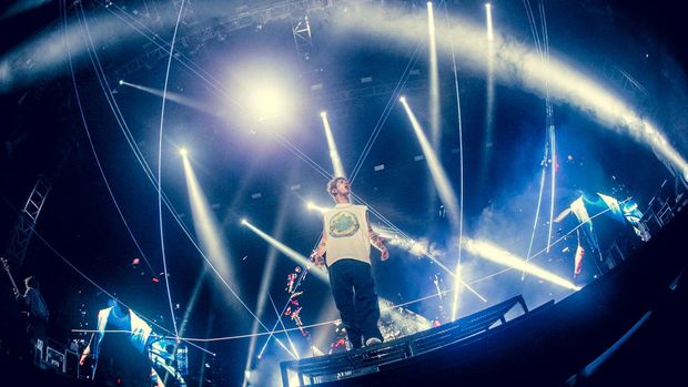 Konser ONE OK ROCK di Detox Asia Tour 2026 di Indonesia Arena, Jakarta pada Sabtu (16/5). (dok. Masahiro Yamada)