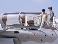 Prabowo Cek Kokpit Rafale-Misil Buatan Prancis Usai Diserahkan ke TNI
