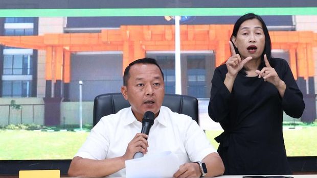 Polda Riau menetapkan korporasi raksasa sawit di Pelalawan sebagai tersangka perusakan lingkungan.