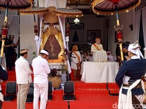 Milangkala Tatar Sunda Usai, Mahkota Binokasih Kembali ke Sumedang