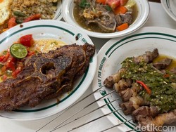 Sate Pak Hartono: Sate Klathak Sapi dengan Sambal Cabe Ijo di Bandung