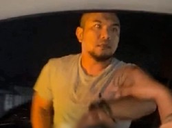 Video Ribut-ribut di Cibubur: Pengemudi Mobil Diancam Ditembak Perkara Klakson