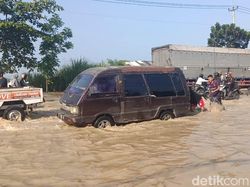 Banjir Terjang 10 Desa di Kabupaten Cirebon!