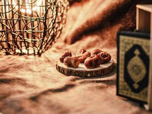 8 Amalan Sunnah Bulan Dzulhijjah Lengkap Keutamaan dan Larangannya