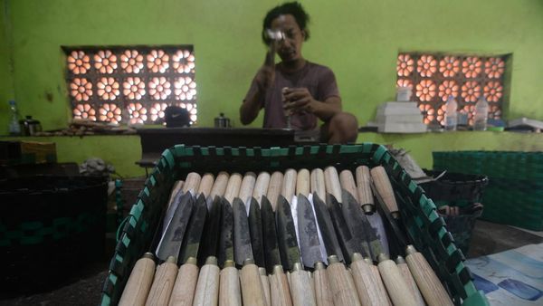 Jelang Idul Adha, Perajin Pisau Makin Sibuk
