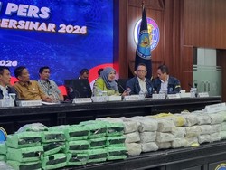Tembang Siti Mawarni di Balik Operasi BNN di Labura