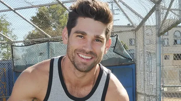 Justin Gaston