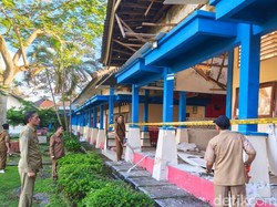 Atap SMAN 7 Mataram Ambruk, Gubernur NTB Sebut Bantuan Terkendala Kasus Hukum