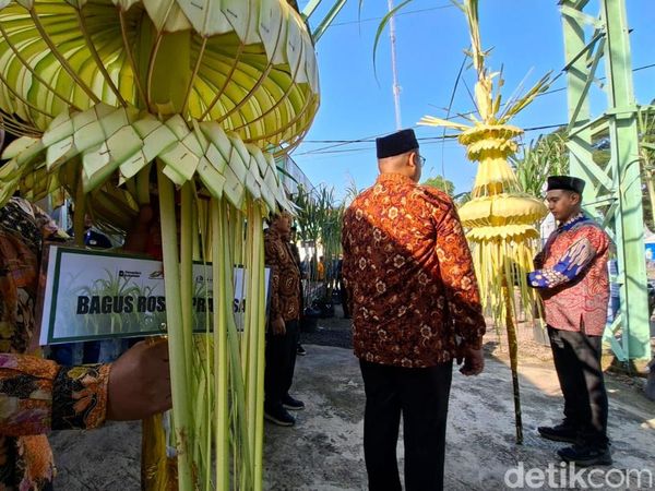 Prosesi Manten Tebu Meriah, Tandai Dimulainya Musim Giling PG Lestari Nganjuk