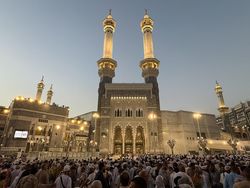 Pusat Meteorologi Saudi Kembangkan Prakiraan Cuaca Berbasis AI untuk Jemaah Haji