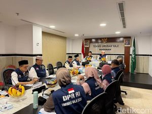 Segera Tinjau Arafah & Mina, DPR: Jangan Ada Jemaah Kelaparan