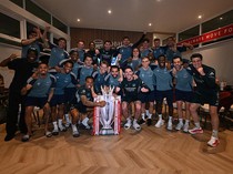 Siluet Trofi EPL di Markas Arsenal Akhirnya Menyala