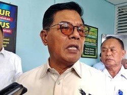 Bupati Iron Minta Utang Warga Miskin di Selaparang Finansial Dihapus