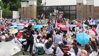 Demo Harkitnas 2026 Bikin Gatot Subroto Arah DPR Lumpuh Total
